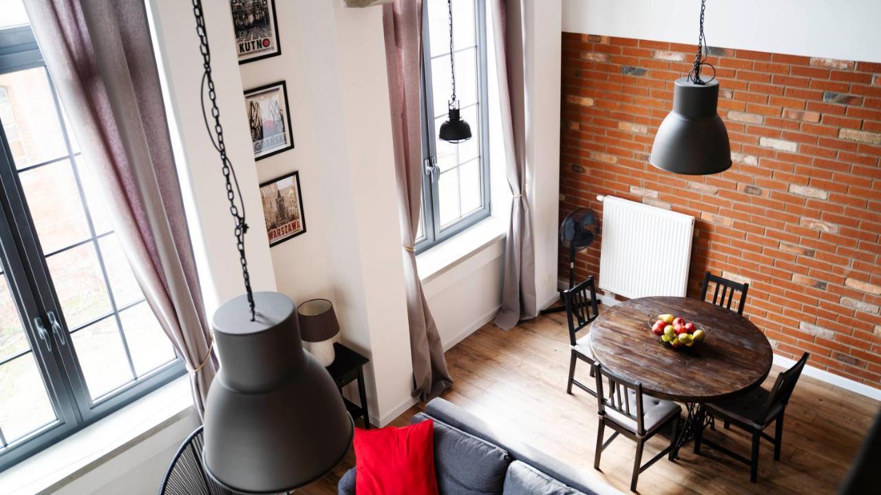 RedCity LOFT Zyrardow Eksteriør billede