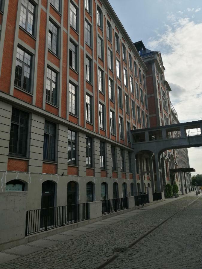 RedCity LOFT Zyrardow Eksteriør billede