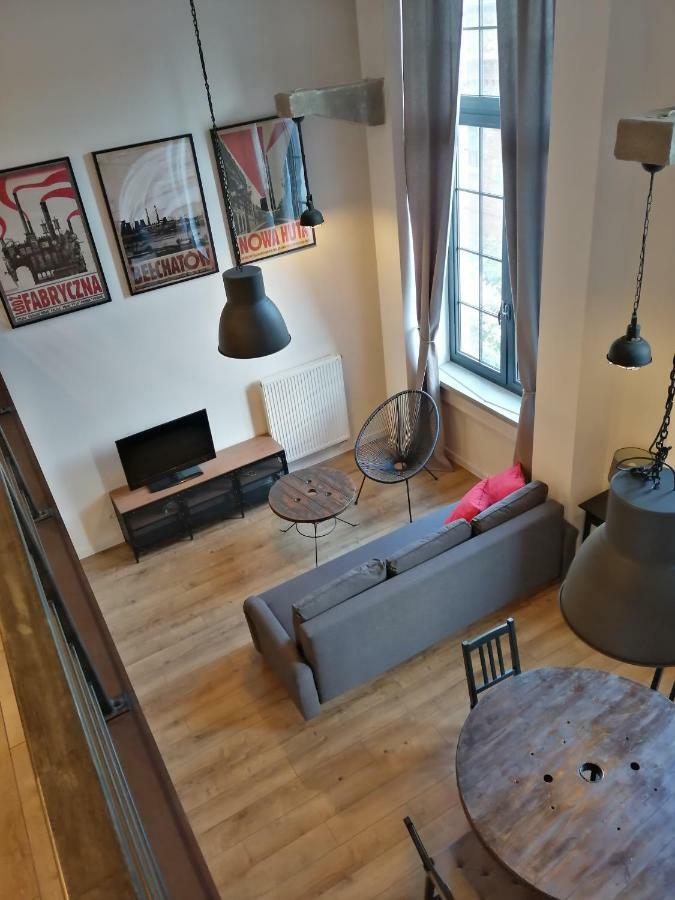 RedCity LOFT Zyrardow Eksteriør billede